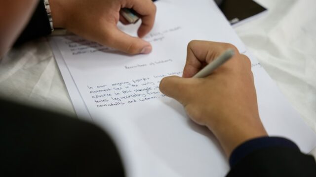 看護学生のレポート謝辞の書き方|そのまま使える例文と失礼にならないポイント