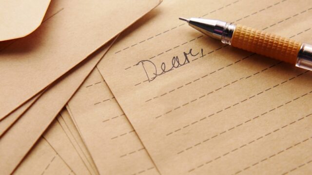 小学校でのチラシ配布をお願いするときの依頼文例文集｜保護者向けに丁寧な書き方と注意点を解説